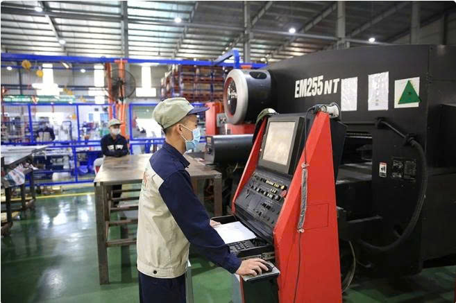 支持辅助工业企业数字化转型 适应发展新要求